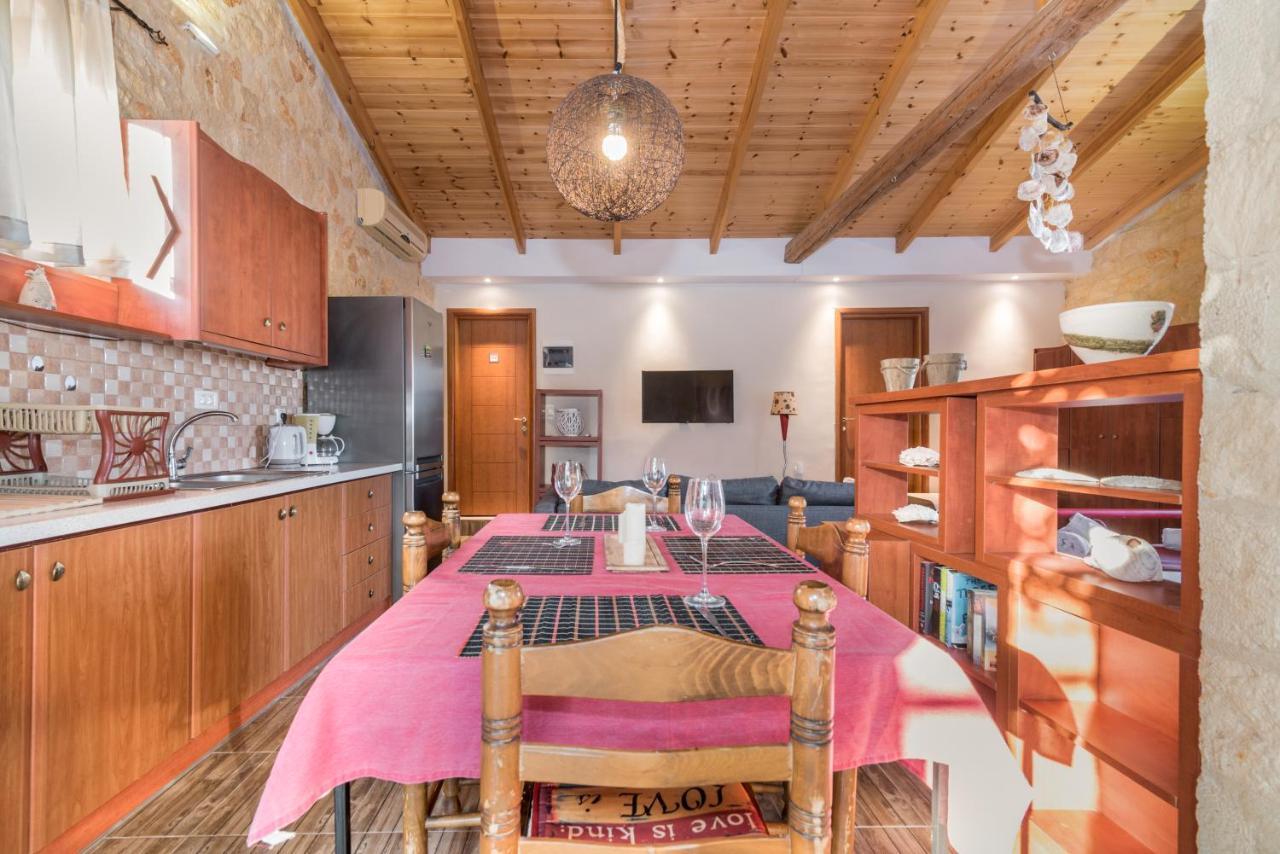 Casa Petra - Stone Cottage Farmhouses Argassi Exteriér fotografie